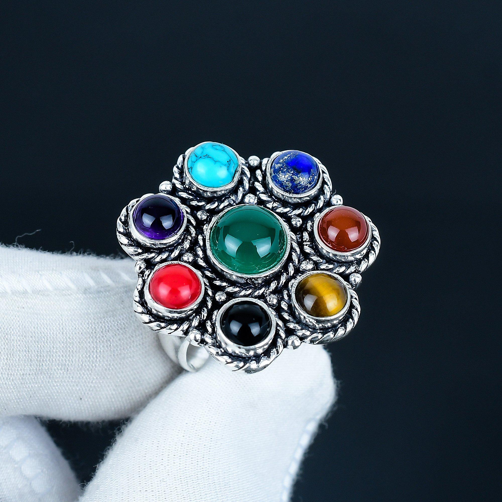 

Кольцо ручной работы из стерлингового серебра 925 пробы с драгоценными камнями 7 чакр - Богемное ювелирное кольцо - Украшения в стиле бохо ручной работы для женщин и мужчин, Подарки на день рождения US 11 зелёный