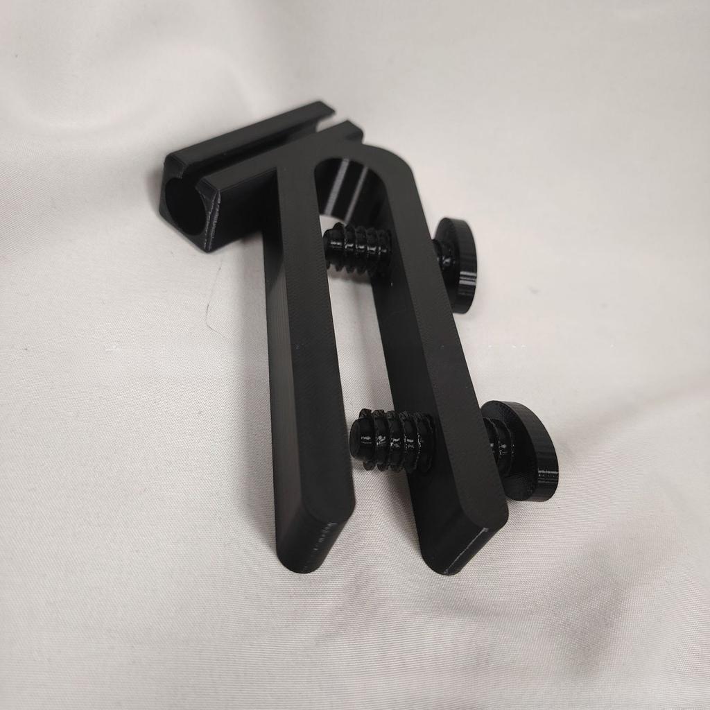 2PCS Rain Barrel Hose Holder Detachable Hose Holder with Adjustable Clamp Hose Support On Barrel Edge for Outdoor Rainwater Barrel Home Garden Use