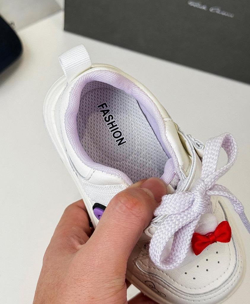 Spring 2026 Girls' Korean Style Lightweight White Canvas Shoes with Cute Kitty Design