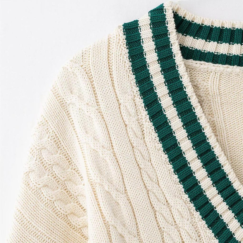 2025 Spring Women's Casual Loose V-Neck Knitwear with Eight-Strand Braid Design