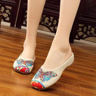 Damskie etniczne kapcie z materiału z zamkniętymi palcami i haftem motyla oraz podeszwą z kauczuku termoplastycznego