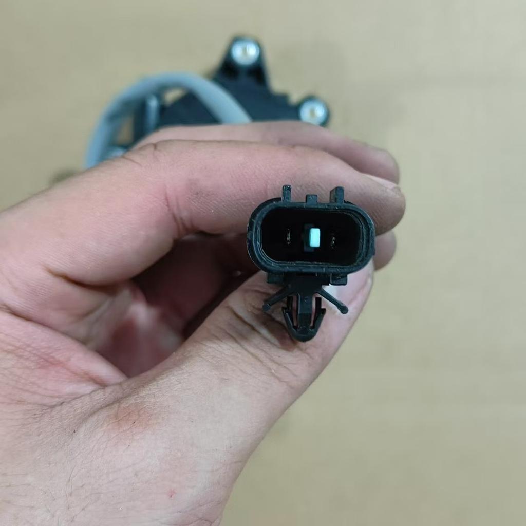 Window Glass Lift Motor 1744181610 1-74418161-0 1744181620 1-74418162-0 For Isuzu FVR23 6WG1 Window Regulator Motor Auto Parts