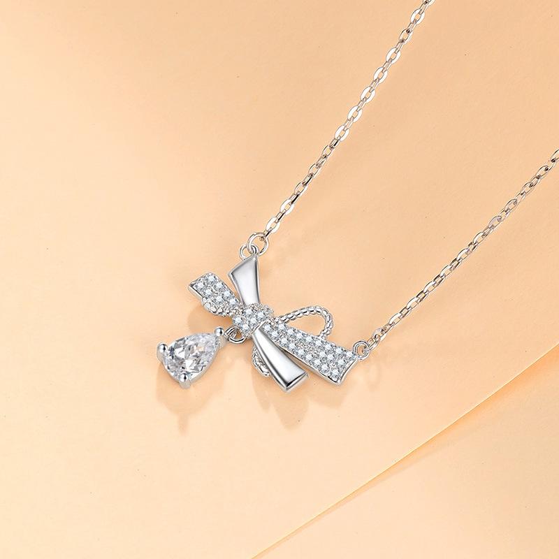 Bow Necklace Women's Diamond Light Luxury Fashion Pendant Year Jewelry