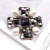 Hot-Selling Retro Design Brooch, High-End Atmospheric Trend Fashion Clothing, Blazer Brooch