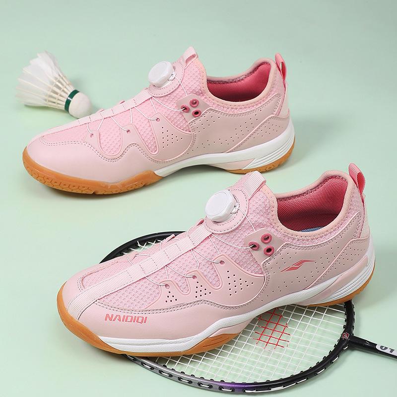 New Badminton Shoes Male and Female Students Breathable Sports Shoes Professional Shock Absorption Volleyball Shoes Tennis Shoes Comprehensive Trainin