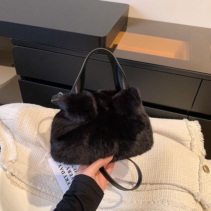 Wholesale pleated handbag bag autumn and winter 2025 new women's shoulder crossbody plush bag niche bucket bag