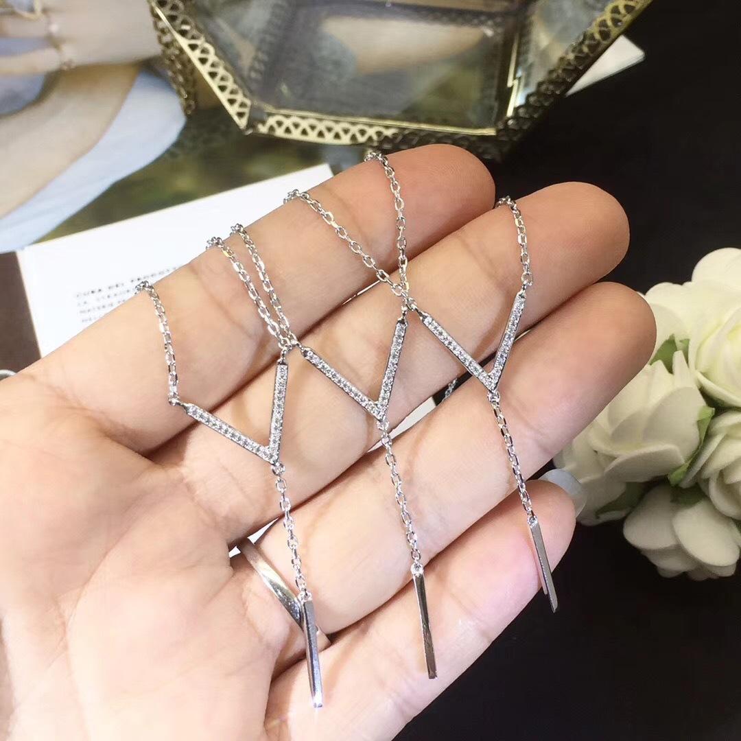 Smile On Behalf Of Jewelry, Give Gifts, Necklaces, Silver Jewelry Trend Double-Layer Curved Pendants, Nothing