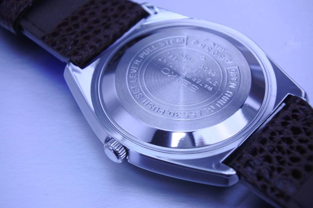 SEIKO Excellent mechanical model from the Suwa 1974 Lord Matic 23 jewels automatic Watch strap Excellent condition 5606-7000