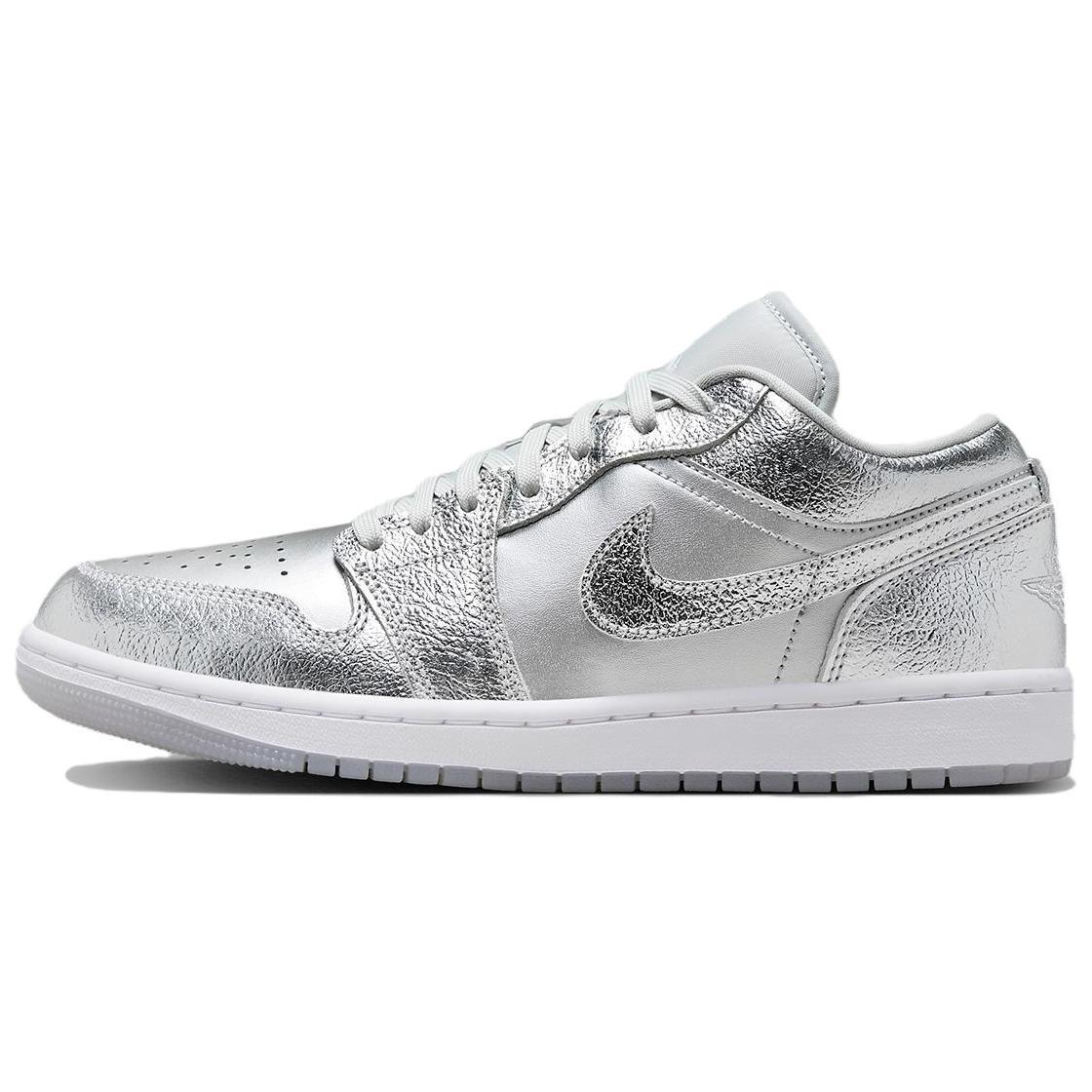 

Новые женские кроссовки Jordan 1 Low SE Metallic Silver FN5030-001 36.5