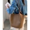 Retro Large-capacity Underarm Commuter Bag, Women's Bag, Versatile Bucket Bag, Simple Shoulder Bag