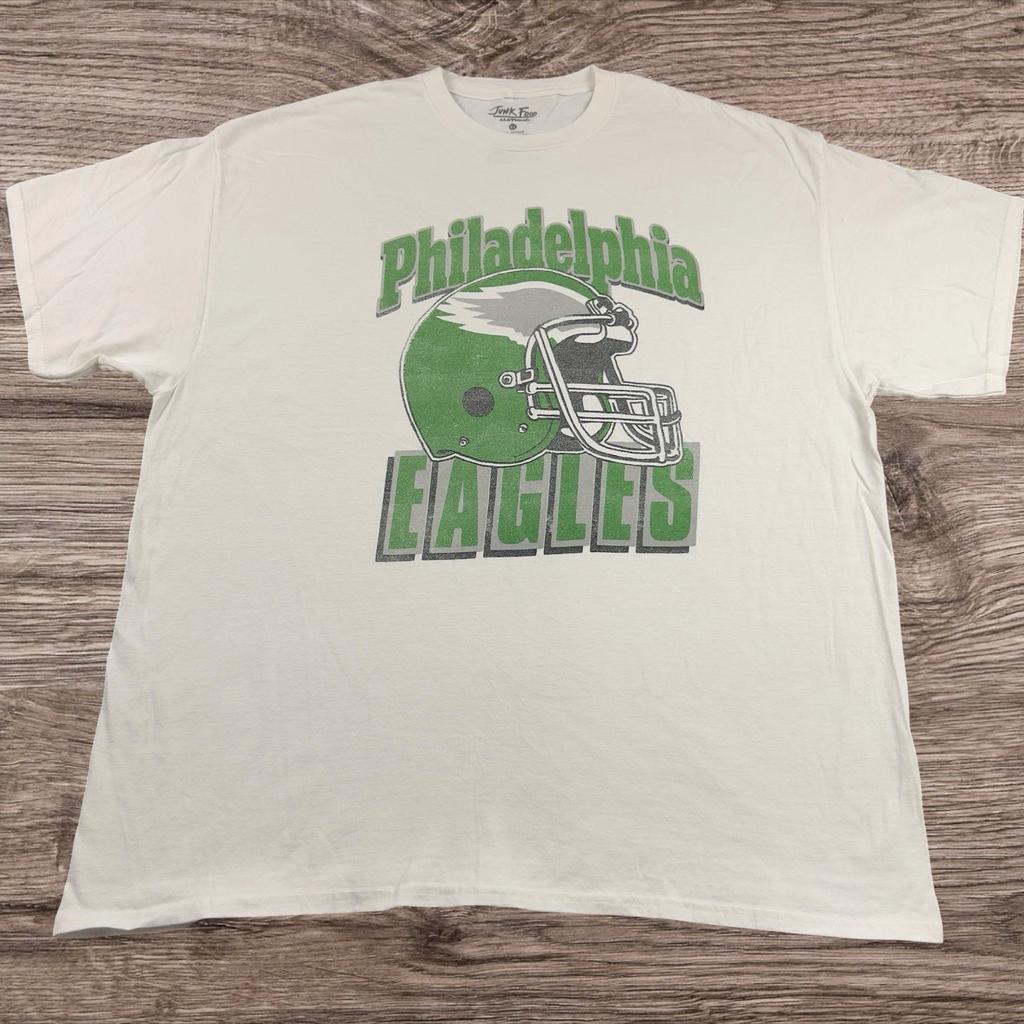 Philadelphia Eagles / Junk Food Clothing / Graphic T-Shirt Adult Size X-Large Unisex T-Shirt