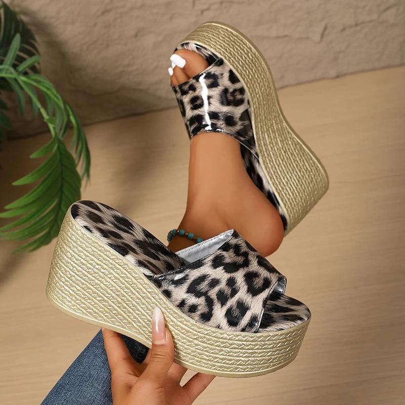 Fashion Leopard Print Thick Bottom Wedge Sandals for Women Fashion Chunky Platform Slippers Woman Summer Peep Toe Non Slip Beach Slides