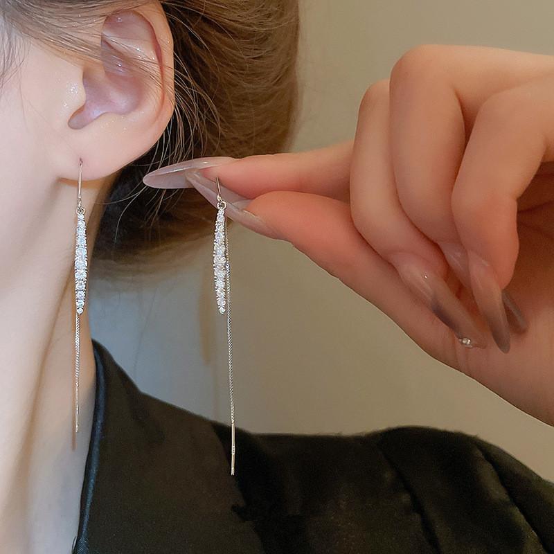 

Длинные серьги-подвески с кисточками и цепочкой для женщин, серьги с имитацией циркония, ювелирные аксессуары