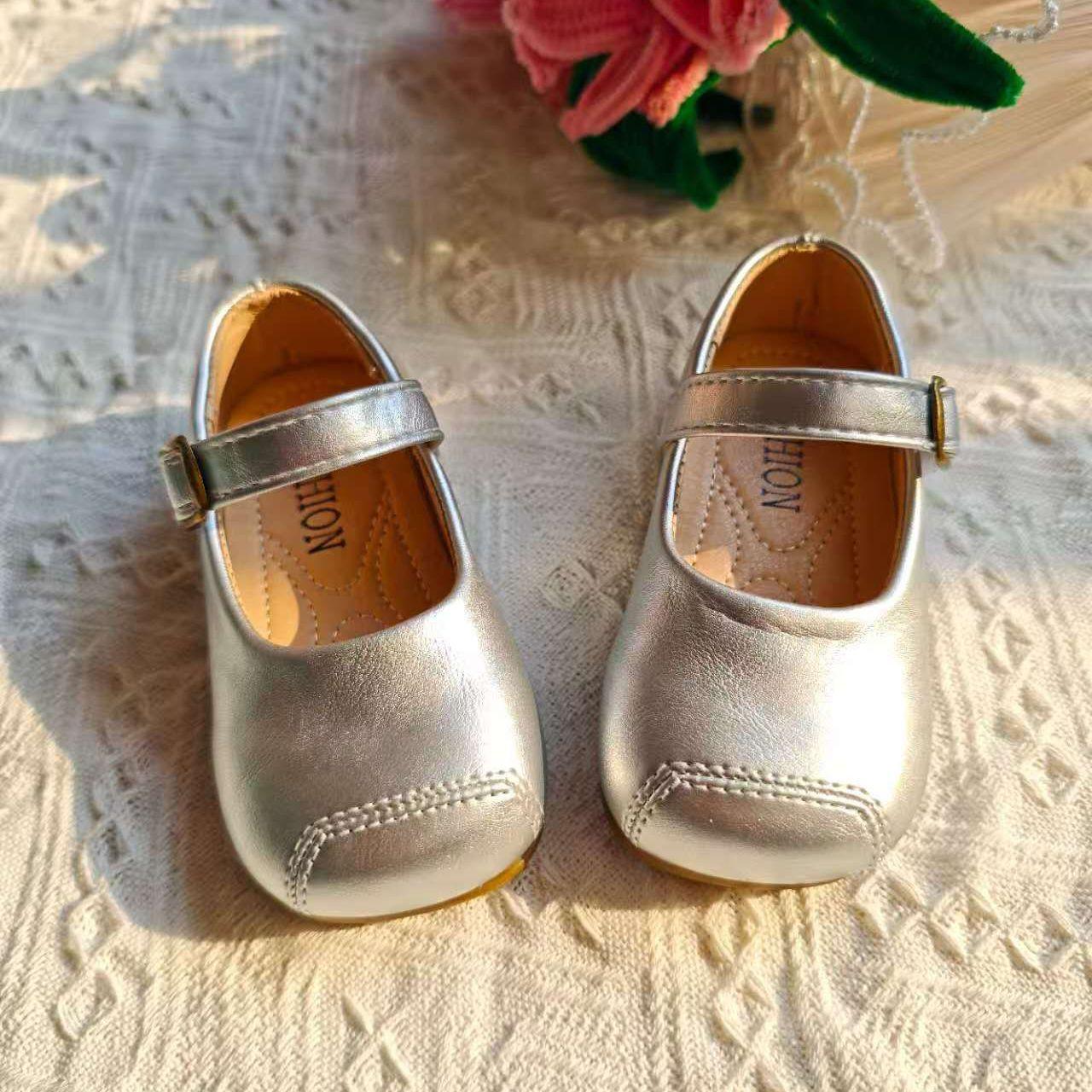 

Girls Leather Shos Toes Capped Soft Sole Kids Flats Retro Soild Color 2025 New Children Dance Performance Shoes Black Size 22-30 22 серебряный