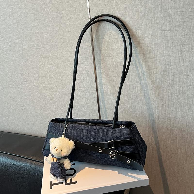 Autumn New Small Fresh Fashion Bag Niche Versatile Commuter Shoulder Bag