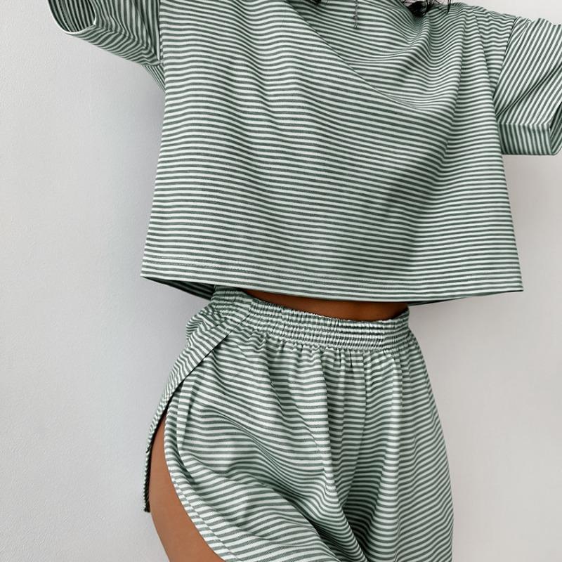 Pigiama a righe da donna Set T-shirt a maniche corte e pantaloncini Indumenti da notte Set da 2 pezzi per donna Casa Casual Ampio Girocollo Pigiama
