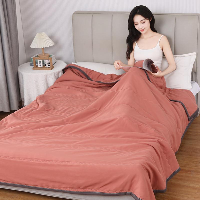 Couette d'été en coton lavable à l'eau avec teinture active pour chambre à coucher et dortoir