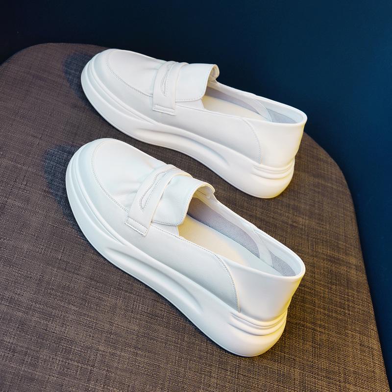 Women's White Slip-on Sports Shoes: 2026 Summer, Thick Sole, Versatile, Comfortable & Casual