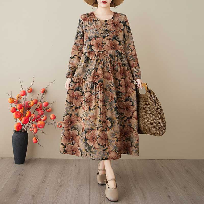 Spring and Autumn Long-sleeved Dress Long Lace Dress