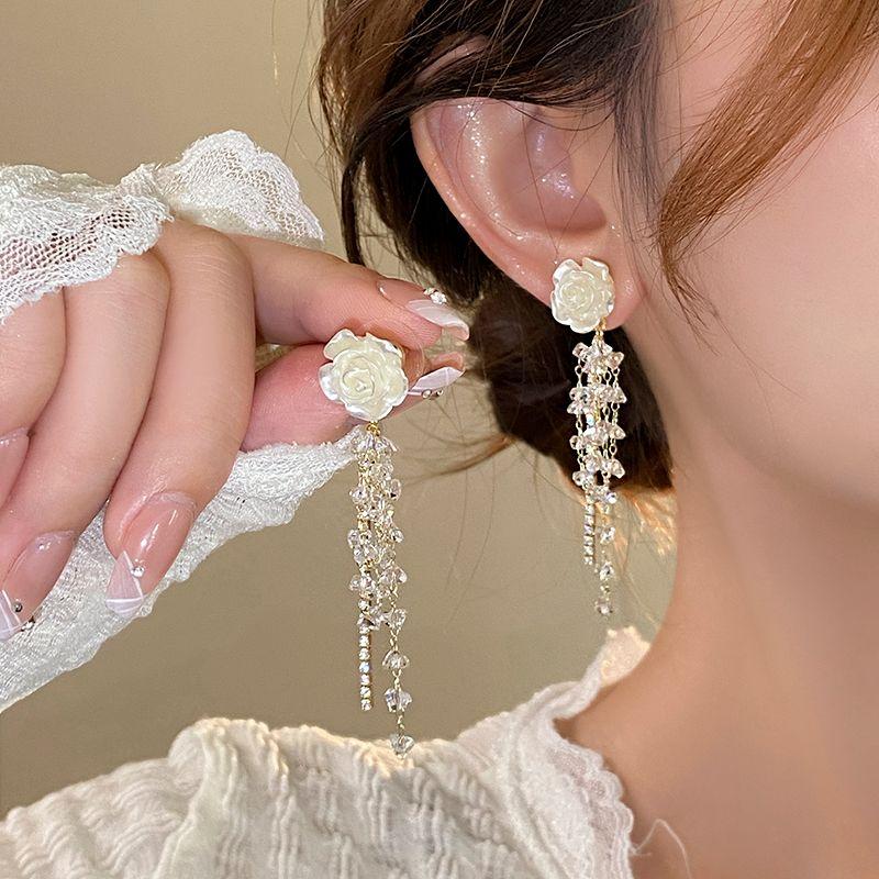 

Доступная роскошь Ян Ми Фиолетовый Женский Дизайн Особого Интереса Камелия White Camellia Tassel