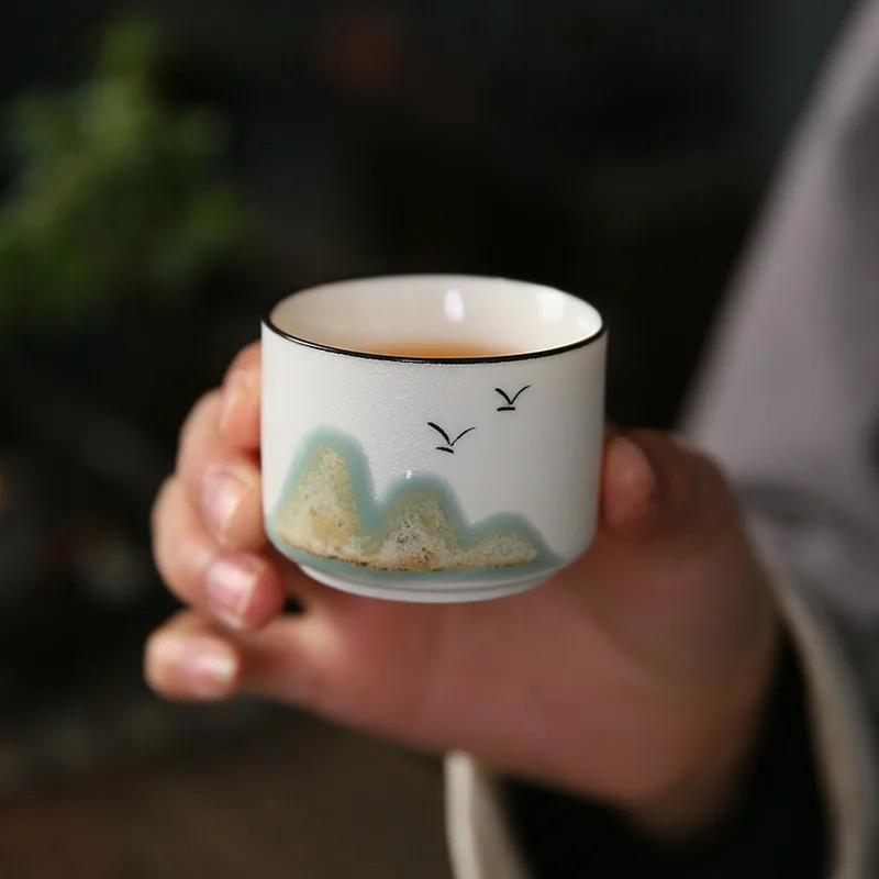 Ceramic Tea Cup Hand-painted Mountain Sharing Cup Chinese Style Kung Fu Tea Cup Travel Tea Bowl Office Home Tea Set Holiday Gift