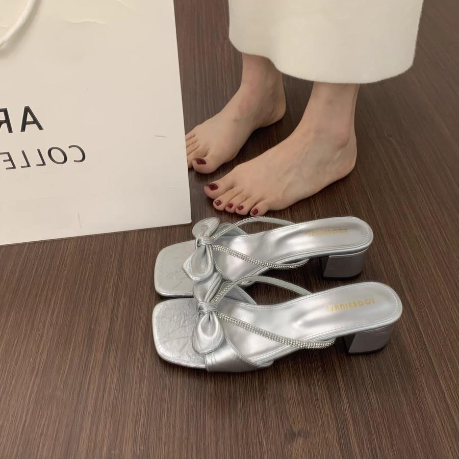 Bow Word with Rhinestone Cool Slippers Women's Summer Wear 2025 New 3cm Small High Heel Thick Heel Fashion Sandals