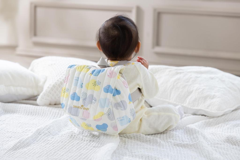 Sanrio Baby Baby Backpack with Sanrio Baby Gift for Boys and Hand Adjustable 184268 Star-Shaped Characters, Girls, Cute, Washable, Lightweight, Size,