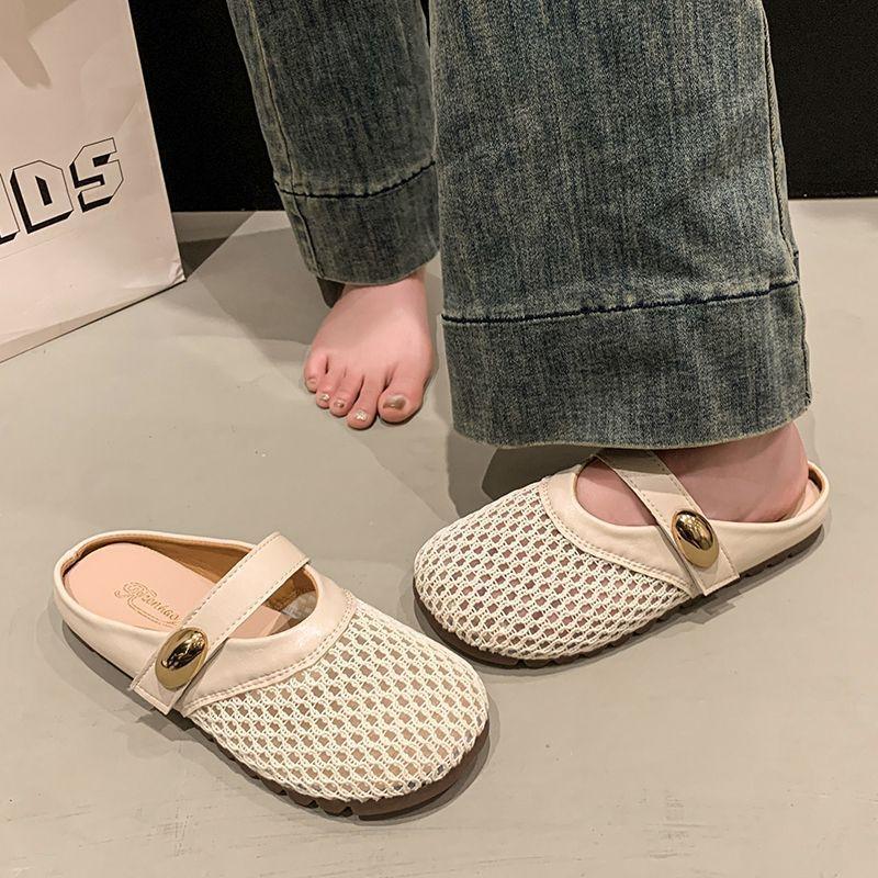 Retro flat-bottomed non-slip women's cool slippers 2025 new summer wear with skirt bag head hollow slippers women's models