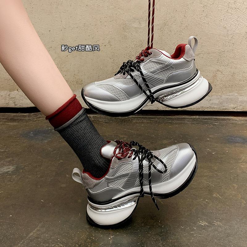 Two-color shoelaces Korean version of thick-soled color matching dad shoes 2025 spring middle heel mesh splicing sports and leisure single shoes women