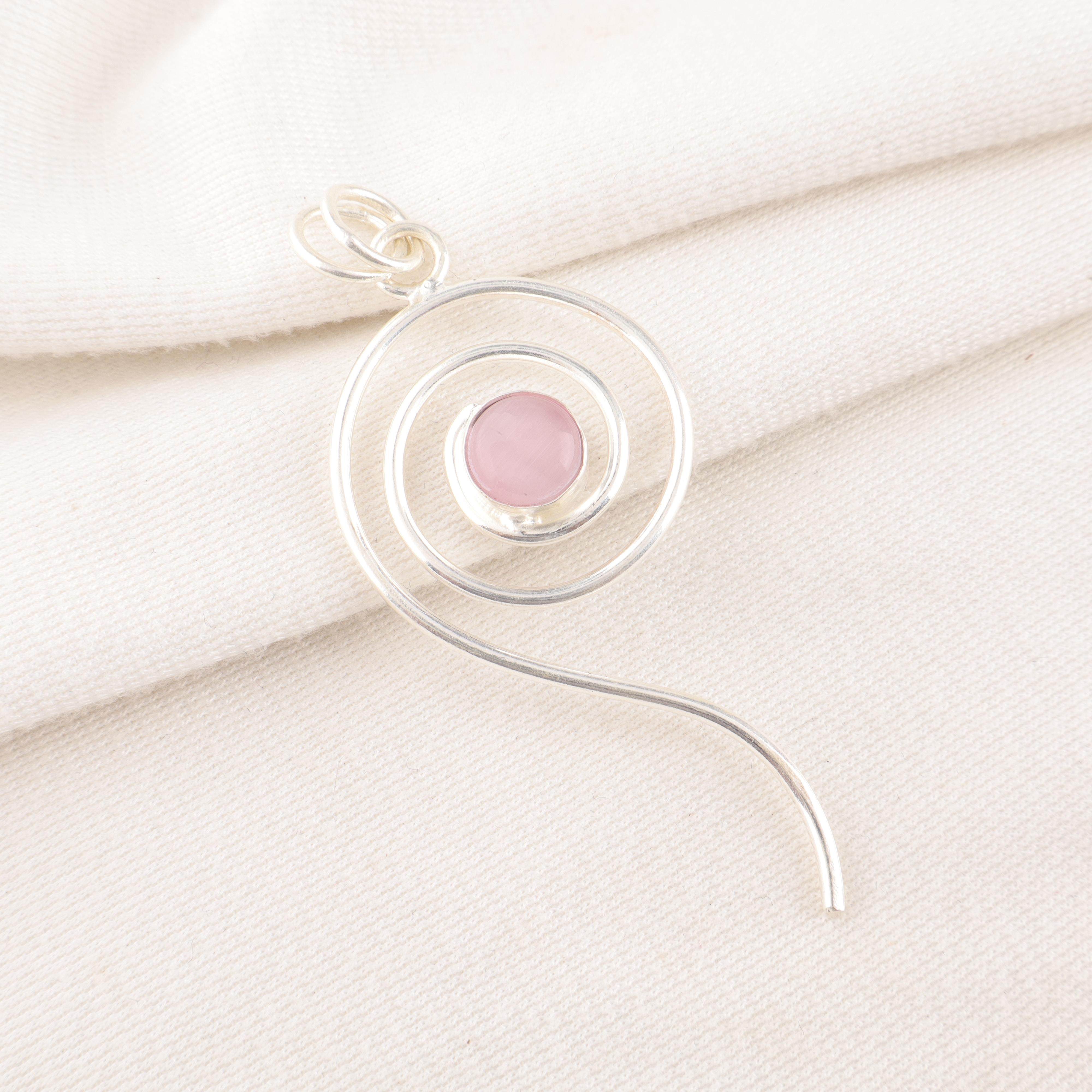 

Кулон с камнем «кошачий глаз» темно-синего цвета, Ювелирное изделие из стерлингового серебра 925 пробы, Дизайнерский кулон ручной работы, Подарок для сестры 2.57 Inches розовый