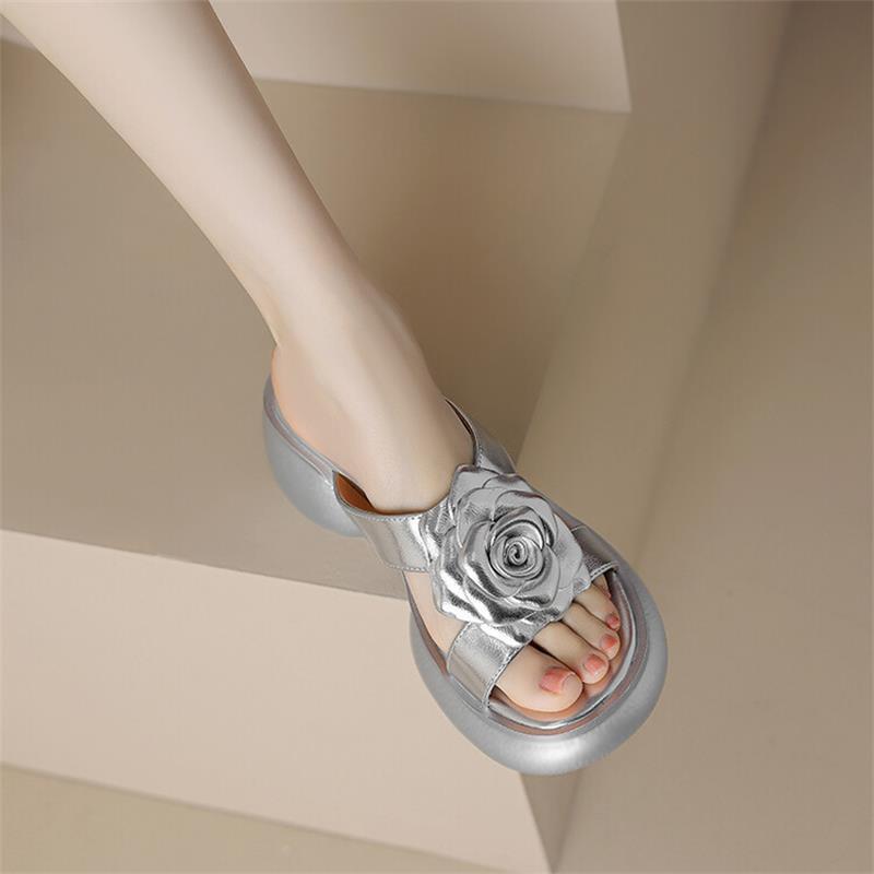 Fashion outerwear thick-soled Roman slippers soft leather one-character flower sandals thick heel muffin bottom gold open-toed sandals