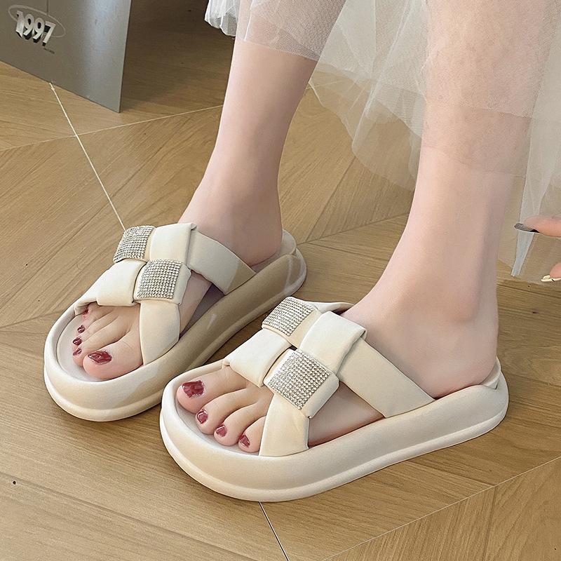 Outer Wear One Word Slippers Summer Muffin Thick Bottom Rhinestone with Skirt Wear Thin Beach Sandals Female Fashion Women Summer Breathable Shoes