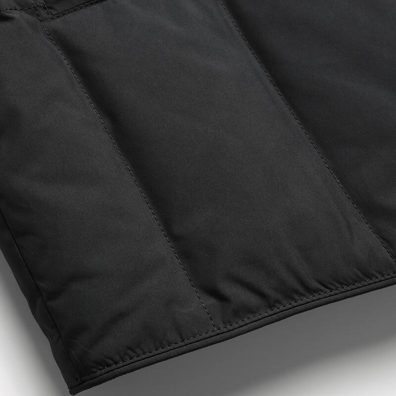 Xue Zhong Fei Men's Lightweight V-Neck Down Vest