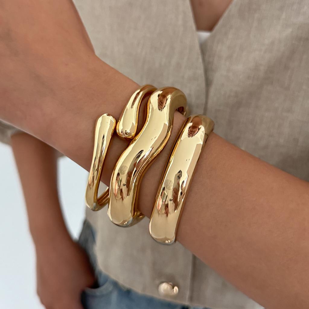 Fashion Metal Glossy Water Drop Spring Buckle Bracelet Female, Hip Hop Wind Geometric Irregular Bracelet