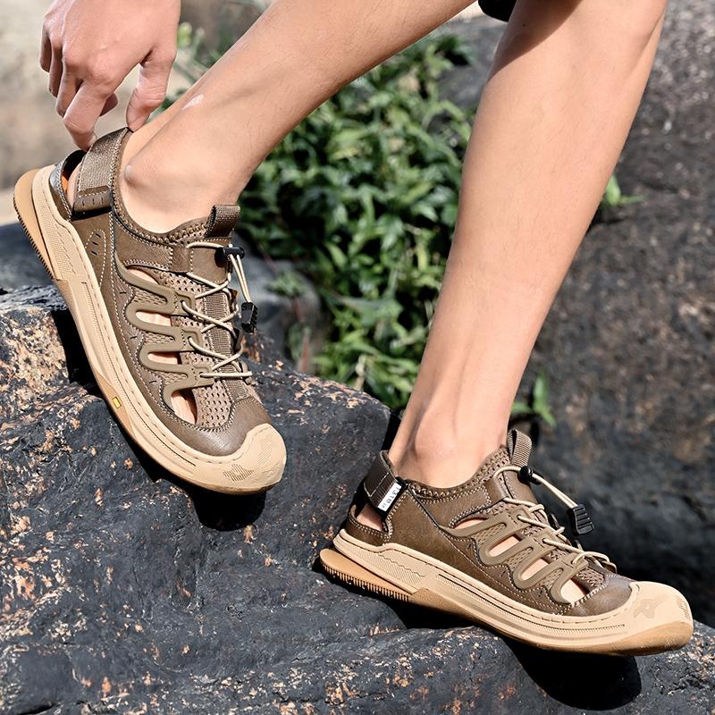 Fashion High-quality Men Young Ventilation Soft Sole Seaside Sandals Summer Outdoor Lightweigh Non-slip Comfortable Grid Beach Sandals