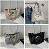 Large Capacity Chic Women's Bag 2024 New Chain Casual Butterfly Shoulder Tote Bag