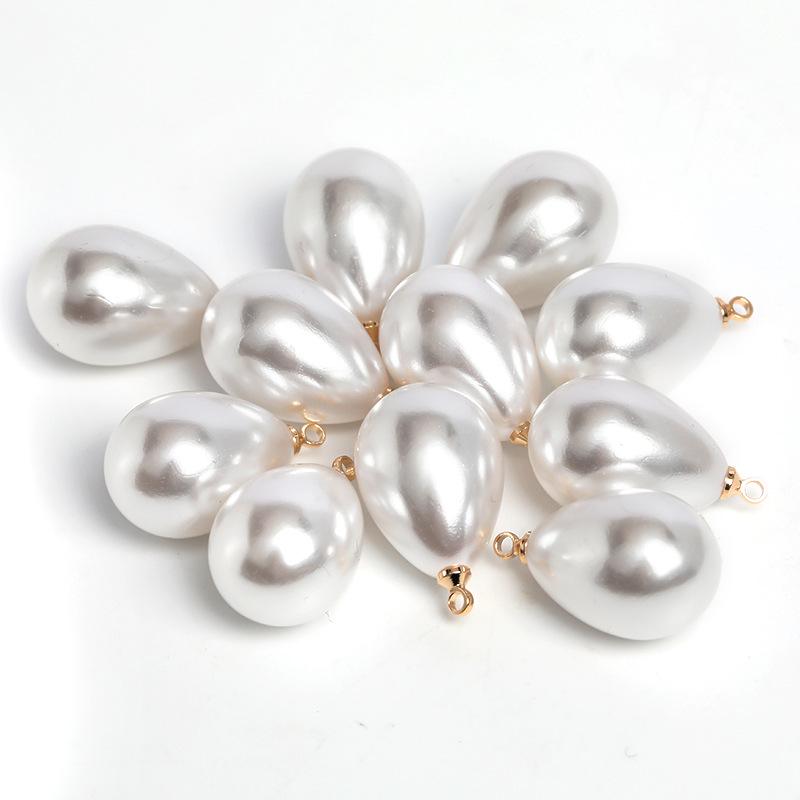 High-Gloss Gold Teardrop Pendant Necklace with ABS Imitation Pearl Beads