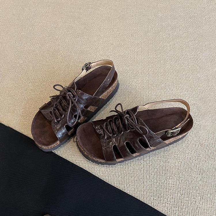 New hollow lace-up Roman shoes for women to wear retro round head versatile thick-soled beach sandals