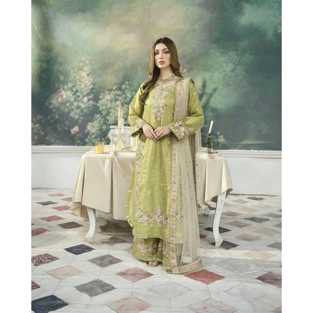Launching New Đěsigner Party Wear Look  Top Plazzo & Dupatta Set