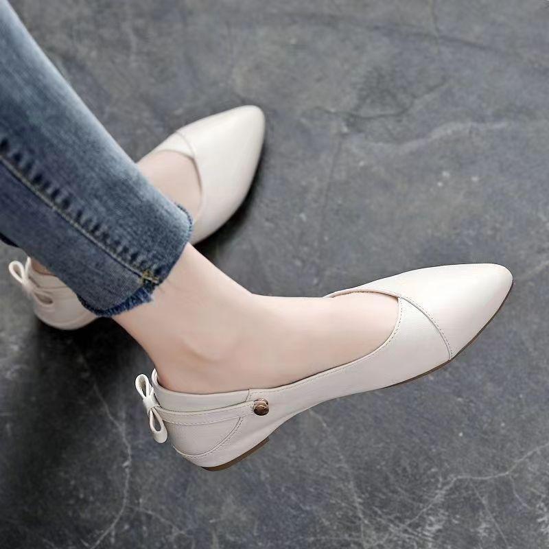 Soft Leather Anti-slip Soft Sole Flat Shoes, Versatile, Simple Pointed Toe Women's Shoes