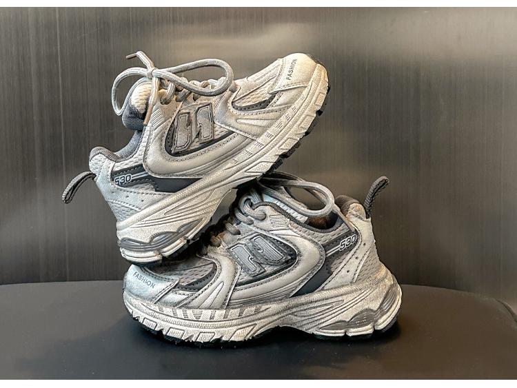 Korean Style Kids' Dad Shoes 2026: Lightweight, Versatile Sneakers for Boys and Girls, Perfect for Spring/Autumn Running and Sports.