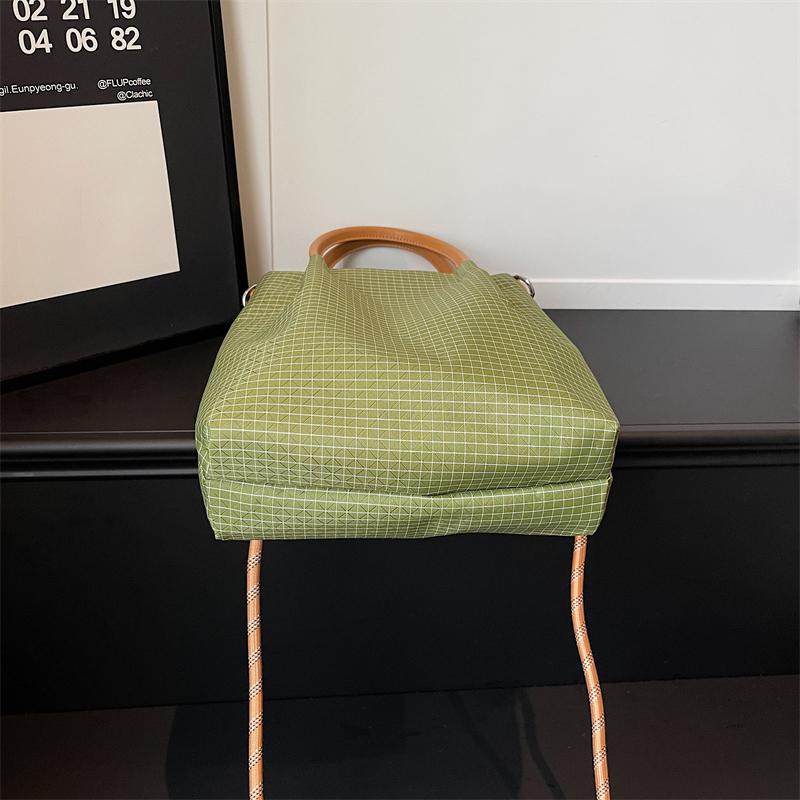 Vintage Plaid Tote Bag Women's Handbag Commuter Large Capacity Shoulder Bag