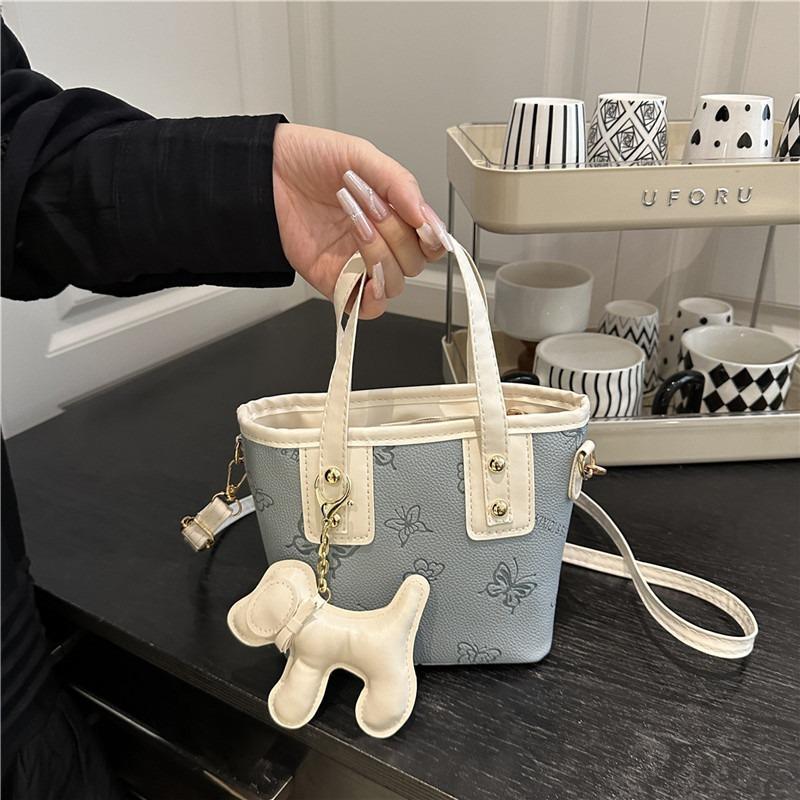 Niche Fashion Portable Small Bag Women's New High-end Texture Messenger Bag Casual Versatile Bucket Bag