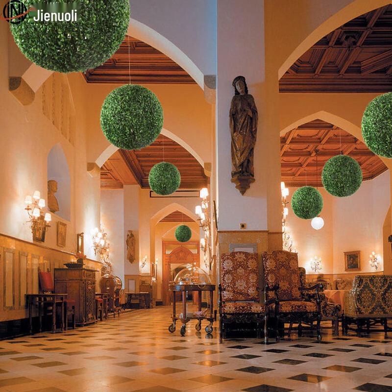 JNL Artificial Milan Grass Hanging Ball