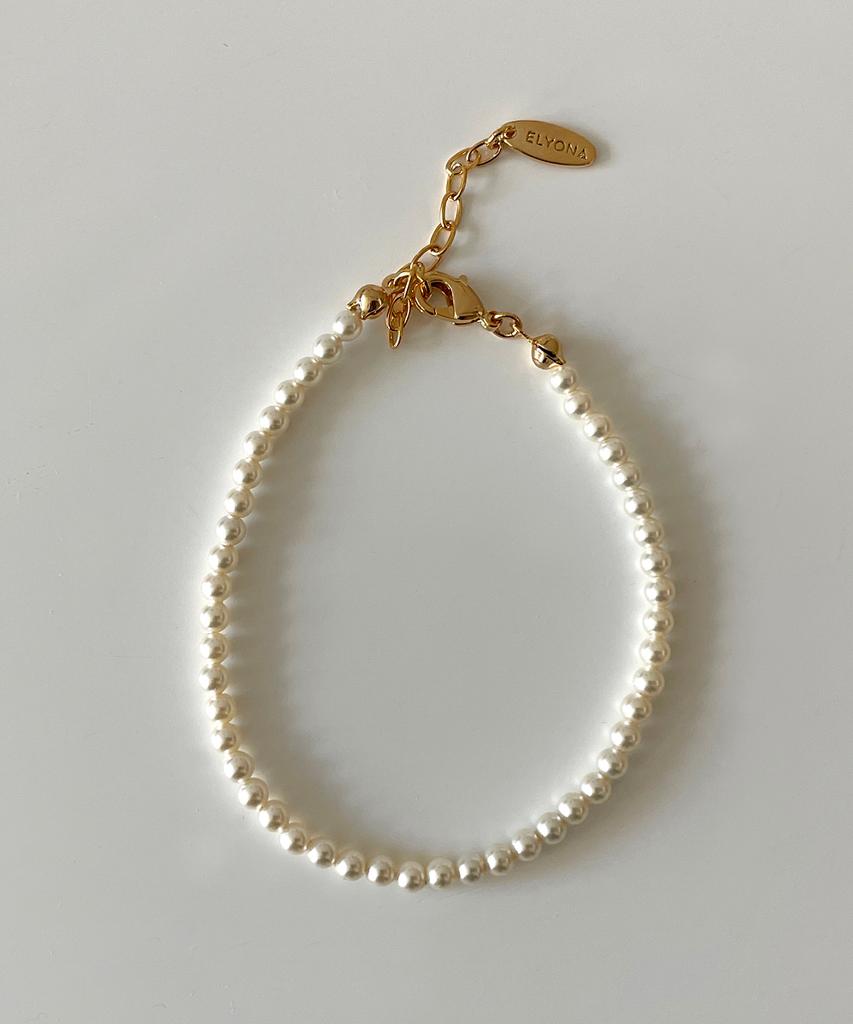 Elyona Classic Pearl Bracelet