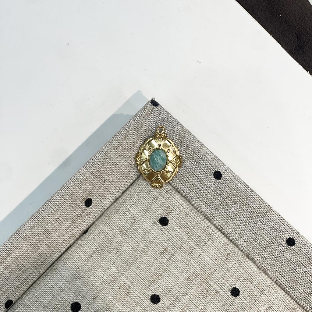 3Pcs Natural Stone Vintage Oval Pendant 18x24mm Ornate Gold‑Tone Floral Frame Single Hole Charm For DIY Necklace Jewelry Making
