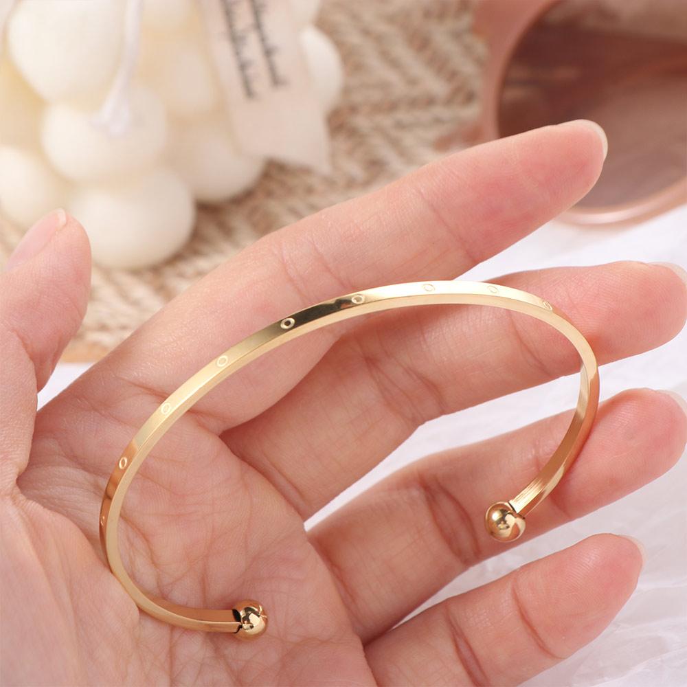 Fashion Hand Jewelry Bangle High-end Hand Ornament Shimmering Light Luxury Bracelet  Wedding