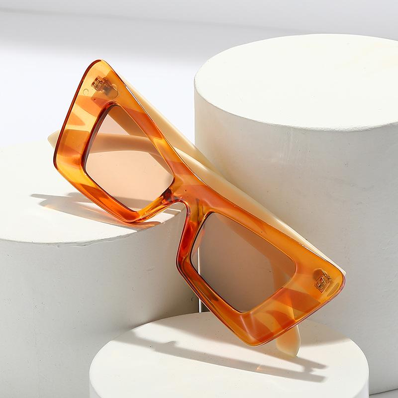 2022 Trendy Colorblock Cat-Eye Sunglasses - Stylish European & American Celebrity Style for Women