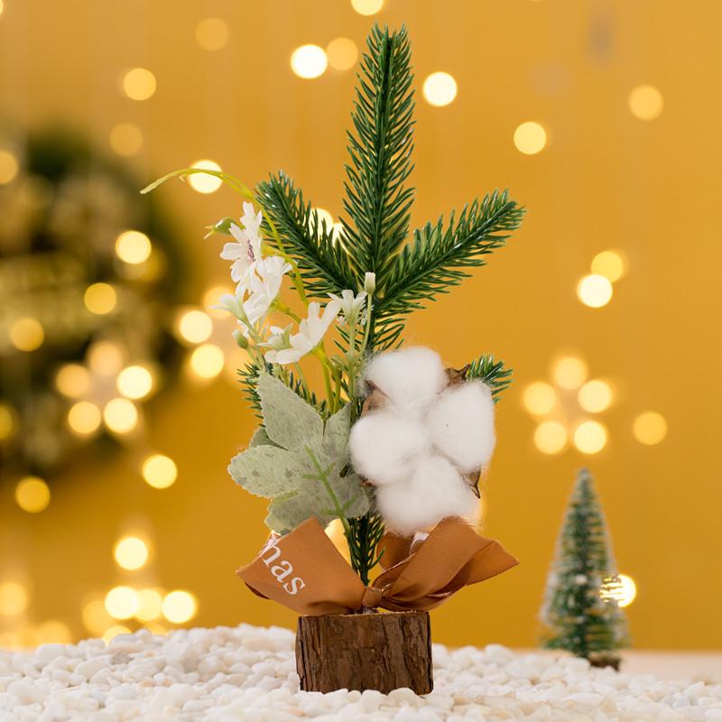 High-End 25cm Mini Christmas Tree Ornament for Festive Desktop Display
