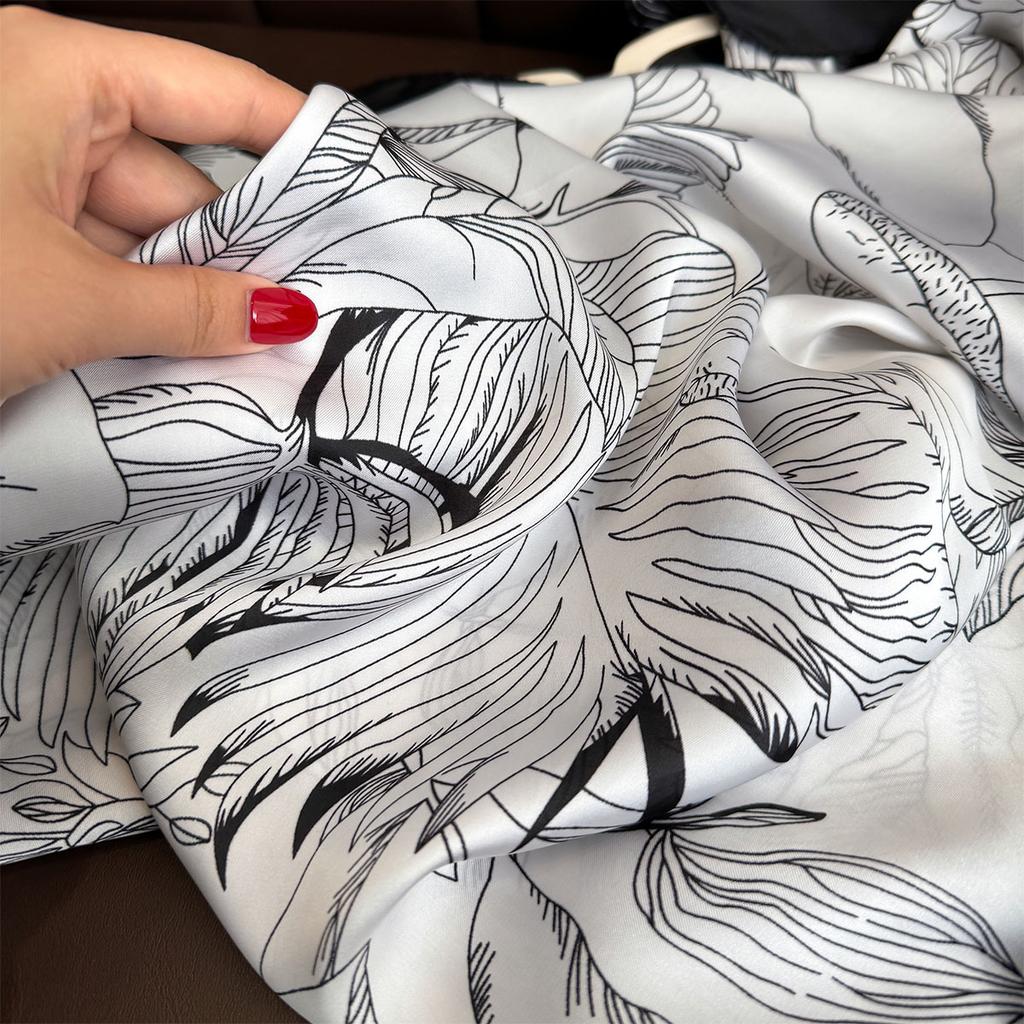 Large Square Scarf Retro Printed Silk Scarf Women's Spring and Summer Thin Simulated Silk Scarf 91 Square Scarf Versatile New Model
